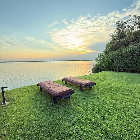 Tramonto بيت للعطل
